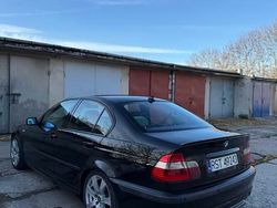 Używany 2002 BMW 330 | 16 000 zł