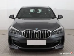 Szary Używany 2021 BMW 120 Hatchback | 111 999 zł