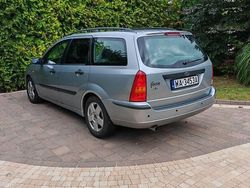 Szary Używany 2004 Ford Focus Kombi | 3990 zł (Dość drogi)