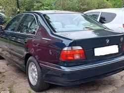 Zielony Używany 2000 BMW 520 Sedan/Limuzyna | 10 000 zł