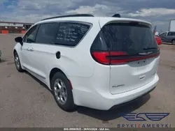 Inny kolor Używany 2023 Chrysler Pacifica SUV | 119 770 zł