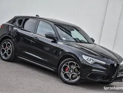 Czarny Używany 2022 Alfa Romeo Stelvio Ti SUV | 167 900 zł (Uczciwa cena)