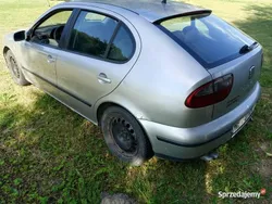 Srebrny Używany 2002 Seat Leon Hatchback | 3500 zł (Dobra cena)