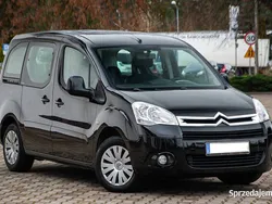 Używany 2008 Citroën Berlingo Minivan | 17 900 zł (Dość drogi)