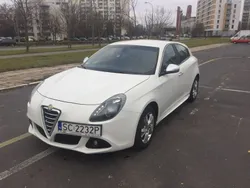 Biały Używany 2010 Alfa Romeo Giulietta Hatchback | 26 500 zł (Dość drogi)