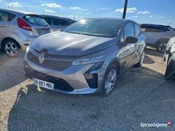 Szary Używany 2024 Renault Clio V Evolution Hatchback | 49 000 zł