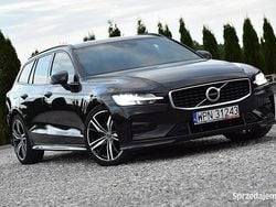 Czarny Używany 2020 Volvo V60 R-Design Kombi | 79 900 zł (Dobra cena)