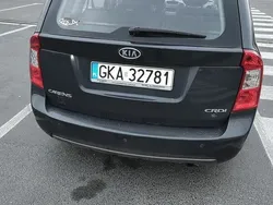 Czarny Używany 2006 Kia Carens Minivan | 10 900 zł (Dobra cena)