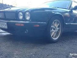 Czarny Używany 1999 Jaguar XJ8 Sedan/Limuzyna | 24 000 zł