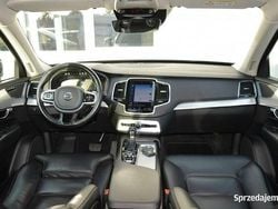 Niebieski Używany 2017 Volvo XC90 SUV | 113 900 zł (Uczciwa cena)