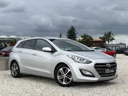 Srebrny (metalik) Używany 2016 Hyundai i30 Kombi | 43 500 zł (Uczciwa cena)