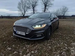 Szary metalik Używany 2020 Ford Mondeo Kombi | 79 000 zł (Dość drogi)