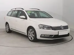 Biały Używany 2013 VW Passat Kombi | 23 999 zł (Dobra cena)