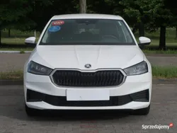 Biały Używany 2021 Skoda Fabia Hatchback | 48 999 zł (Uczciwa cena)