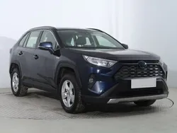 Niebieski Używany 2019 Toyota RAV4 SUV | 104 999 zł (Uczciwa cena)