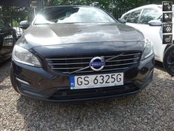 Czarny Używany 2017 Volvo V60 Kombi | 39 900 zł (Super Cena)