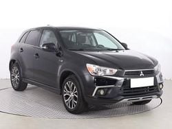 Czarny Używany 2016 Mitsubishi ASX SUV | 45 999 zł (Uczciwa cena)