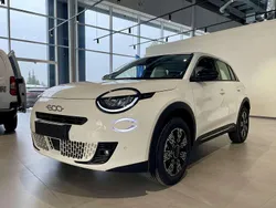 Lakier pastelowy biały gelato Nowe 2025 Fiat 600 Pop SUV | 102 000 zł (Dość drogi)