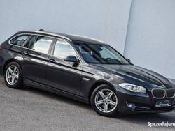 Czarny Używany 2012 BMW 525 Luxury Line Kombi | 49 899 zł (Dość drogi)