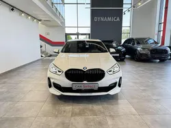 Biały Używany 2021 BMW 118 Hatchback | 104 900 zł (Drogi)