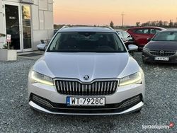 Srebrny Używany 2021 Skoda Superb Style Kombi | 89 900 zł (Uczciwa cena)