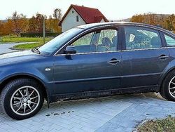 Szary Używany 2002 VW Passat Sedan/Limuzyna | 6000 zł (Uczciwa cena)