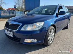 Granatowy Używany 2011 Skoda Octavia Kombi | 16 400 zł (Dobra cena)