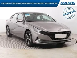 Szary Używany 2021 Hyundai Elantra | 76 499 zł (Uczciwa cena)