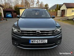 Szary Używany 2018 VW Tiguan SUV | 93 900 zł (Dość drogi)