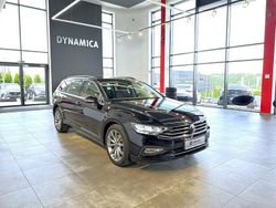 Czarny (metalik) Używany 2020 VW Passat Business Kombi | 85 900 zł (Uczciwa cena)