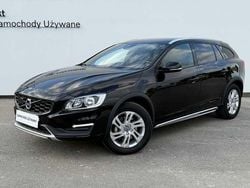 Czarny Używany 2017 Volvo V60 CC Kombi | 72 900 zł (Dobra cena)