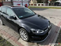 Czarny Używany 2016 VW Golf VII R-line Kombi | 36 800 zł (Uczciwa cena)