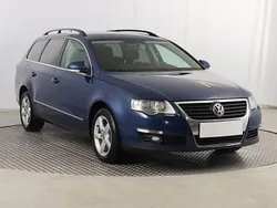 Niebieski Używany 2007 VW Passat Kombi | 9499 zł (Uczciwa cena)