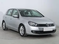 Srebrny Używany 2010 VW Golf VI Hatchback | 23 999 zł (Uczciwa cena)