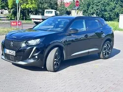 Czarny Używany 2022 Peugeot 2008 SUV | 67 900 zł (Uczciwa cena)