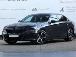 Czarny szafir metalizowany Używany 2024 BMW 520 Comfort Edition Sedan/Limuzyna | 259 900 zł (Uczciwa cena)