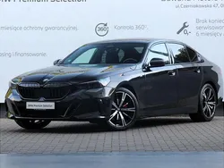 Czarny szafir metalizowany Używany 2024 BMW 520 Comfort Edition Sedan/Limuzyna | 259 900 zł (Uczciwa cena)