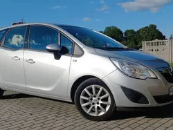 Używany 2012 Opel Meriva Minivan | 13 900 zł (Dobra cena)