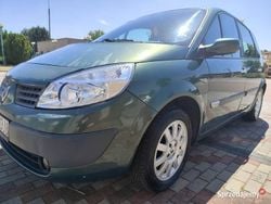 Zielony Używany 2003 Renault Scénic Minivan | 4199 zł (Uczciwa cena)