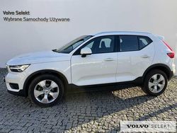 Biały Używany 2022 Volvo XC40 SUV | 104 900 zł (Dobra cena)