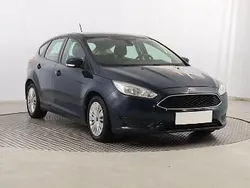 Niebieski Używany 2017 Ford Focus Hatchback | 22 999 zł (Super Cena)