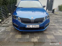 Niebieski Używany 2018 Skoda Octavia RS Kombi | 75 000 zł (Drogi)