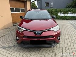Bordowy (metalik) Używany 2018 Toyota RAV4 Hybrid SUV | 92 900 zł (Super Cena)