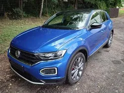 Niebieski Używany 2019 VW T-Roc SUV | 87 900 zł (Dość drogi)