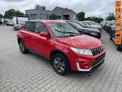Czerwony Używany 2019 Suzuki Vitara SUV | 28 900 zł