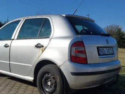 Używany 2006 Skoda Fabia Sedan/Limuzyna | 1000 zł