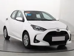 Biały Używany 2023 Toyota Yaris Hatchback | 63 999 zł (Uczciwa cena)