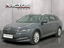 Niebieski Używany 2020 Skoda Superb Kombi | 74 900 zł (Uczciwa cena)
