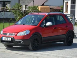 Czerwony Używany 2012 Fiat Sedici SUV | 25 900 zł (Uczciwa cena)