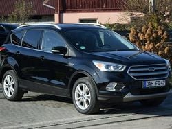 Czarny Używany 2017 Ford Kuga Titanium SUV | 49 900 zł (Uczciwa cena)